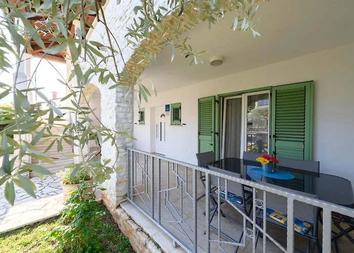 Apartment Inteuro *
